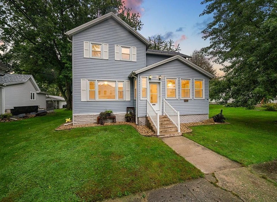 1st image of 214 N Jackson Ave