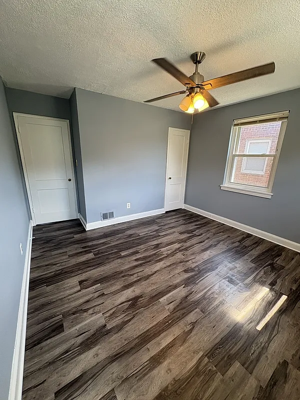 2 bed, 2.0 bath, 1260 sqft, $2,200 — Photo 2