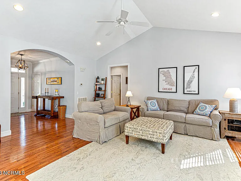 2 Lenoir Ct — Photo 9