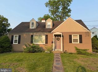 509 5th Ave #B, Barrington, NJ 08007