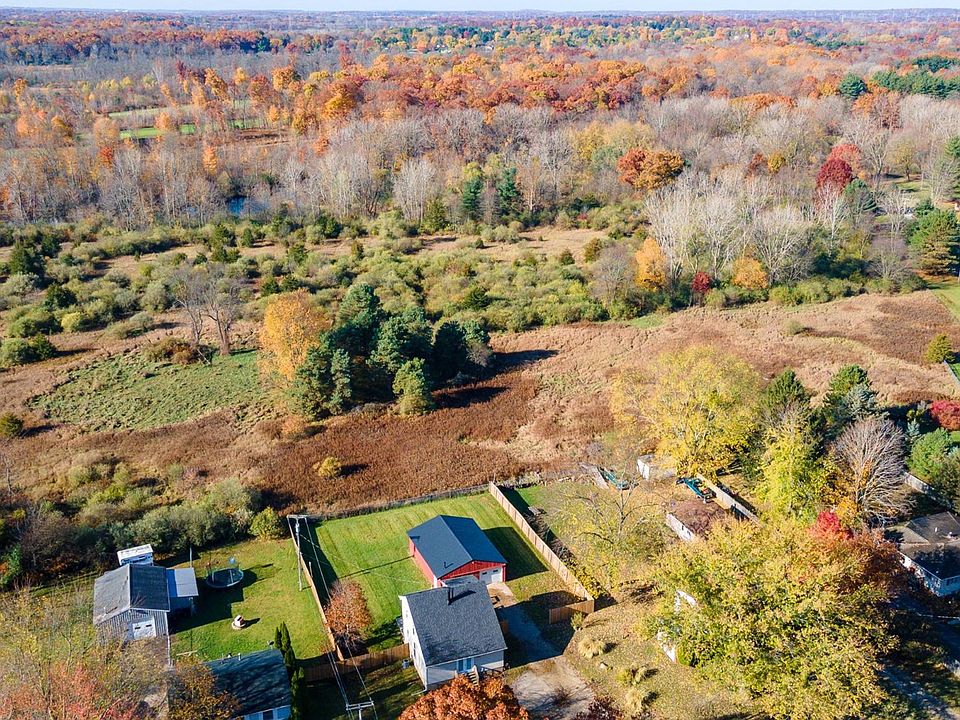 1st image of 8467 Huron River Dr