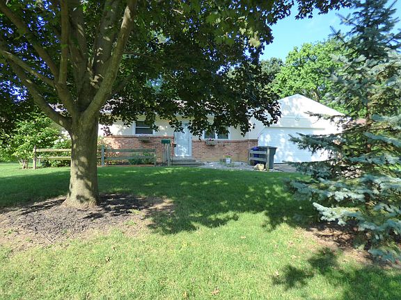 4th image of 4969 Almont Dr