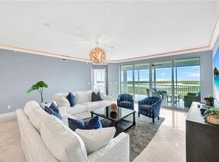 275 Indies Way APT 902, Naples, FL 34110