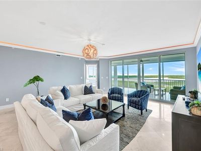 275 Indies WAY #902, Naples, FL, 34110