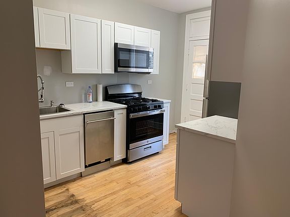 2nd image of 5745 W Wellington Ave #1
