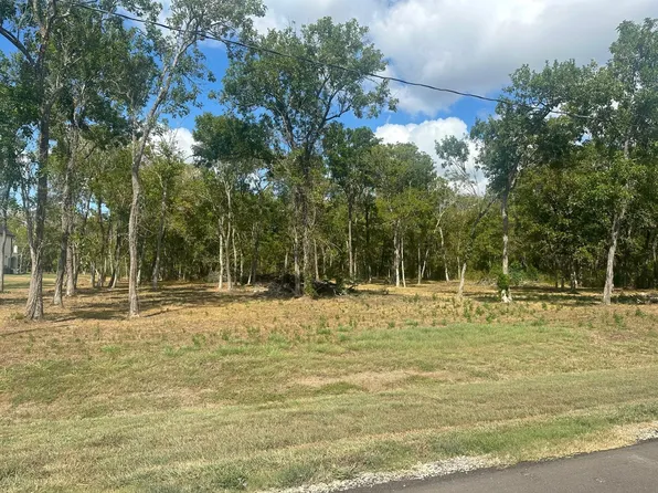 33610 Blue Marlin Dr, Richwood, TX 77515