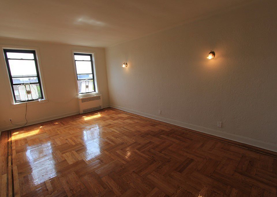 1st image of 4554 41st St APT 5E