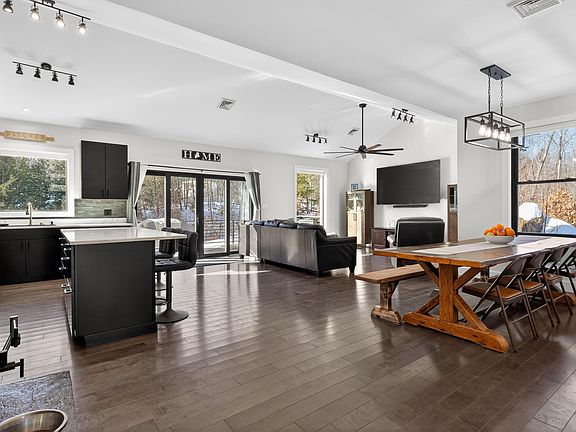 3rd image of 29 Walnut Brook Road