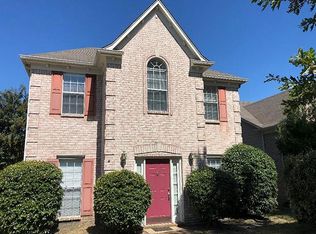 8686 Macon Rd, Cordova, TN 38016