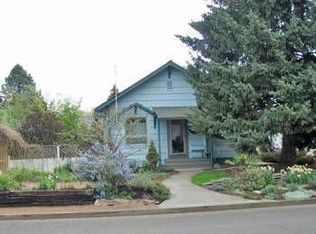 424 SW Brockwood Ave, McMinnville, OR 97128
