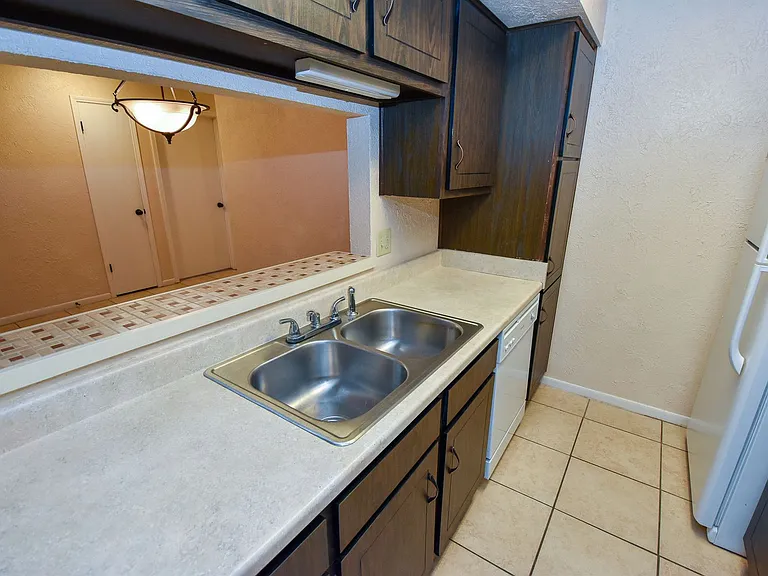 1507 Barcelona Way — Photo 7