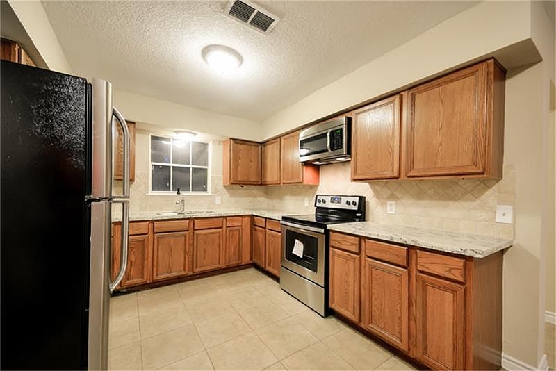 1st image of 4806 29th St #0