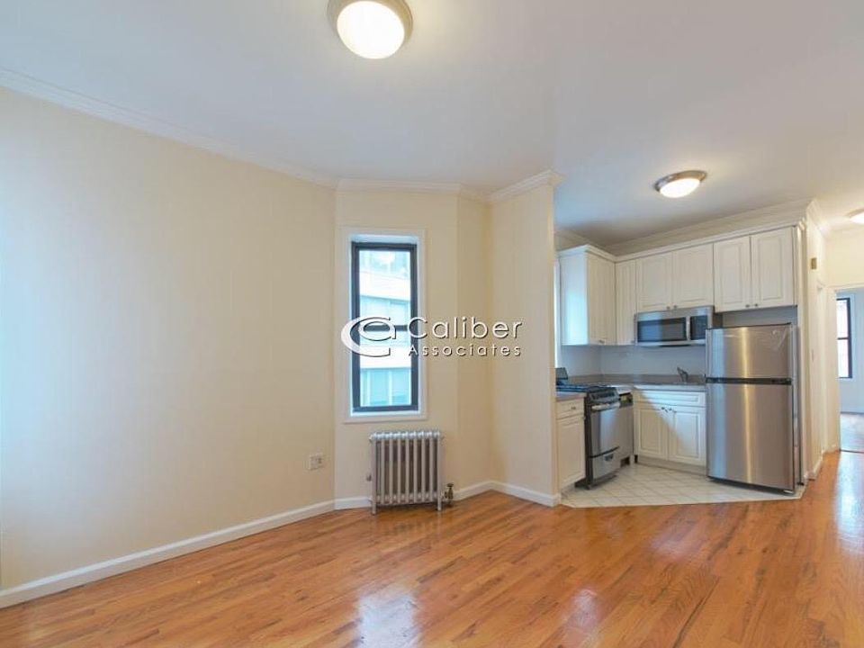 1st image of 241 E 38th St #4