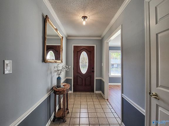 4th image of 14927 Clovercrest Dr SE