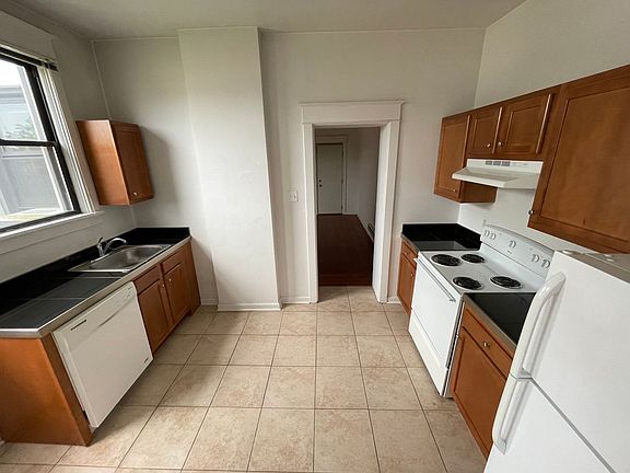 2nd image of 5721 Stanton Ave APT 10