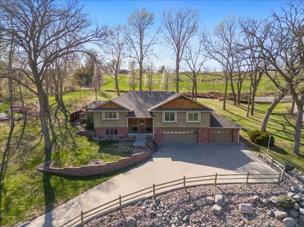 56218 Grande Oak Ln, Glenwood, IA 51534