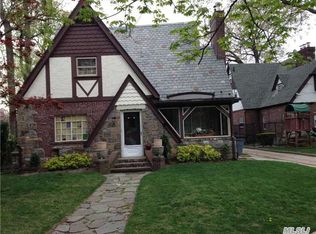 8410 Kent St, Jamaica, NY 11432