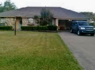 202 Edgehill Rd, Joshua, TX 76058