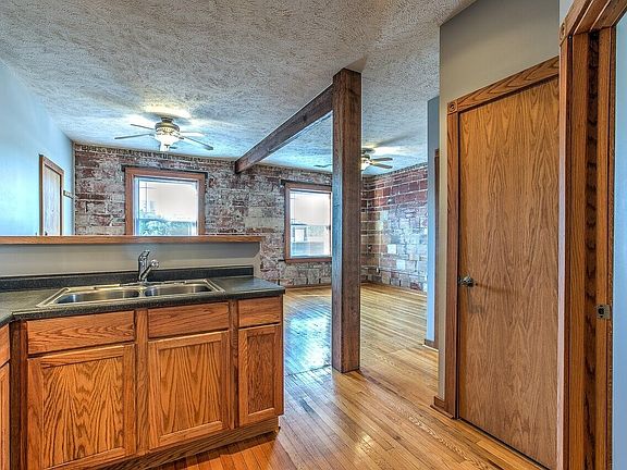 5th image of 2754 Harney South Ave #324-08