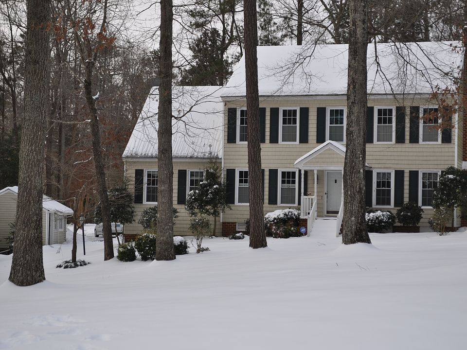 1st image of 9301 Oak River Dr W