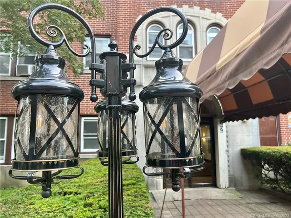 22 Glenbrook Road #107, Stamford, CT 06902