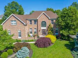 437 Hamilton Dr, Stewartsville, NJ 08886