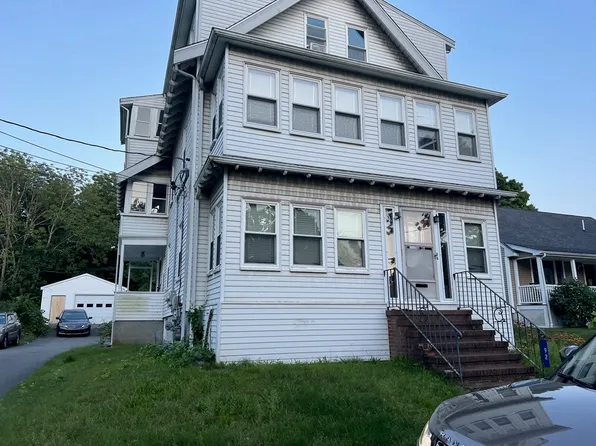92 E Water St, Taunton, MA 02780