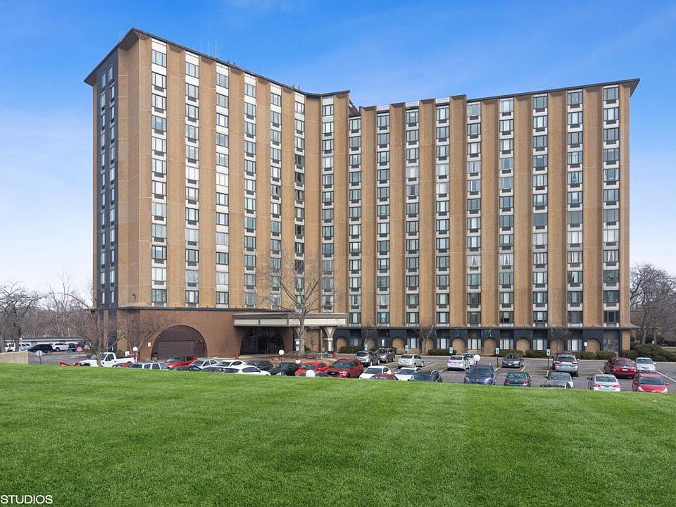1st image of Renaissance Pl #509