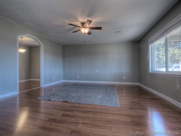 4th image of 2528 S 65th West Ave