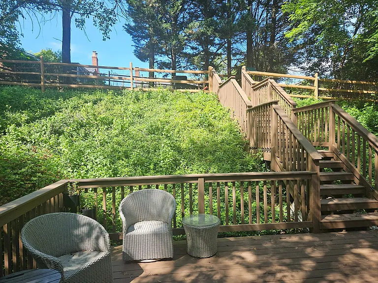 221 Dale Dr — Photo 28