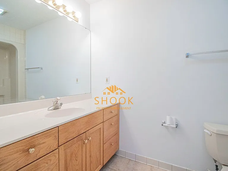 206 E Pine Ave — Photo 13