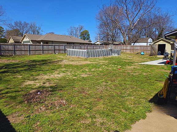 5th image of 1207 Oklahoma Pl