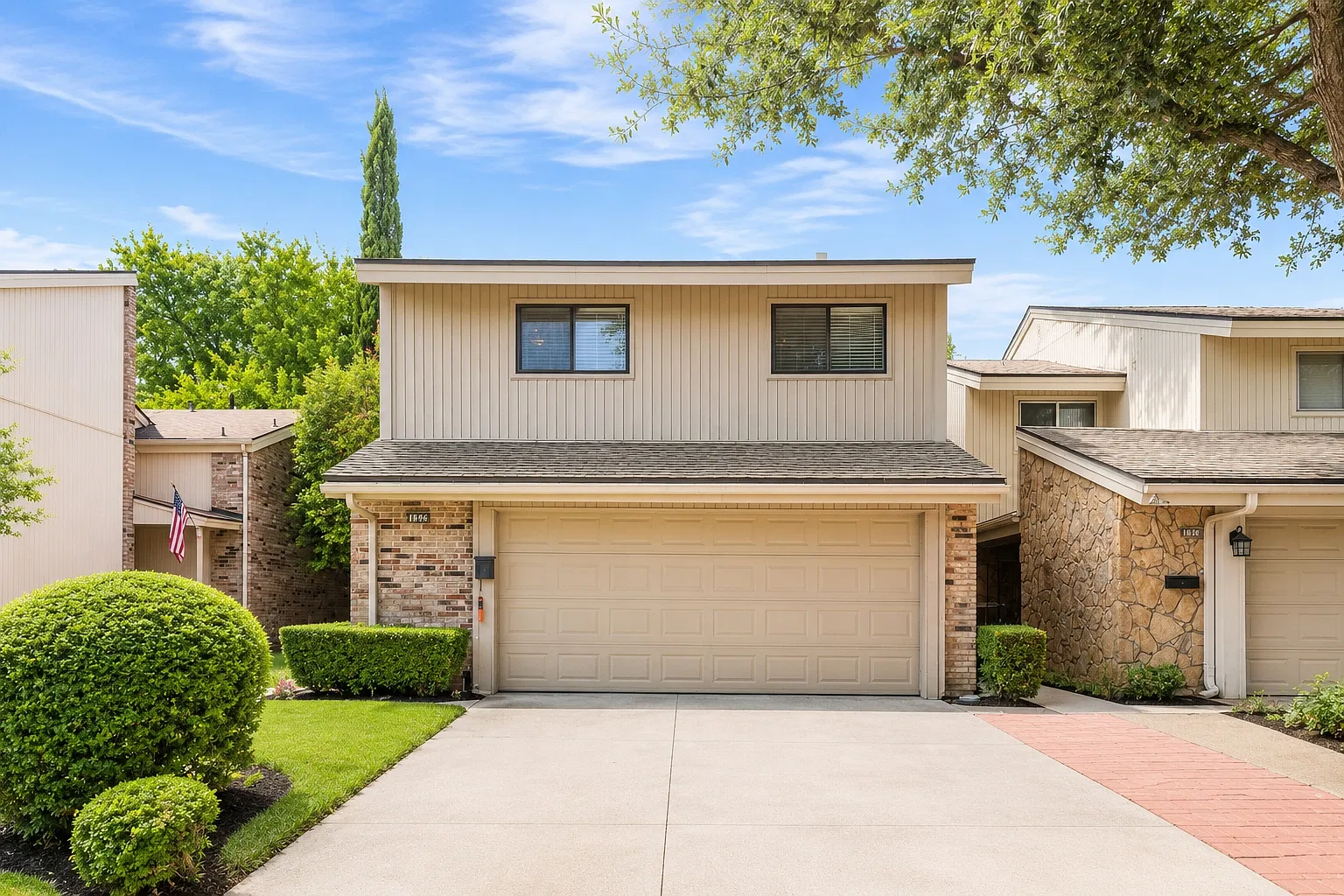 3 bed, 2.5 bath, 2192 sqft, $2,795 — Photo 1