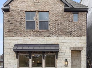 7504 Laburnam Rd, Dallas, TX 75228