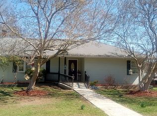 13 3rd St, Fallsburg, NY 12789