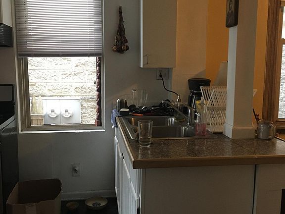 5th image of 801 N Hermitage Ave