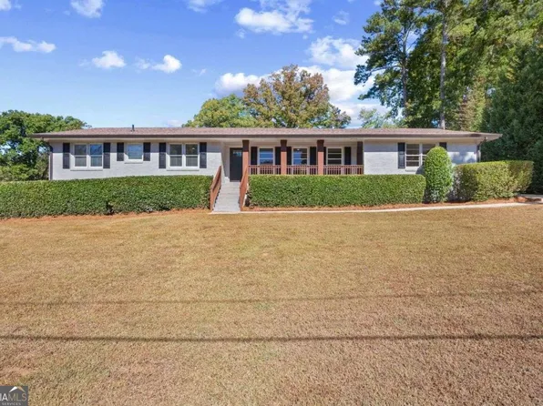 2110 Plum Ln, Austell, GA 30106