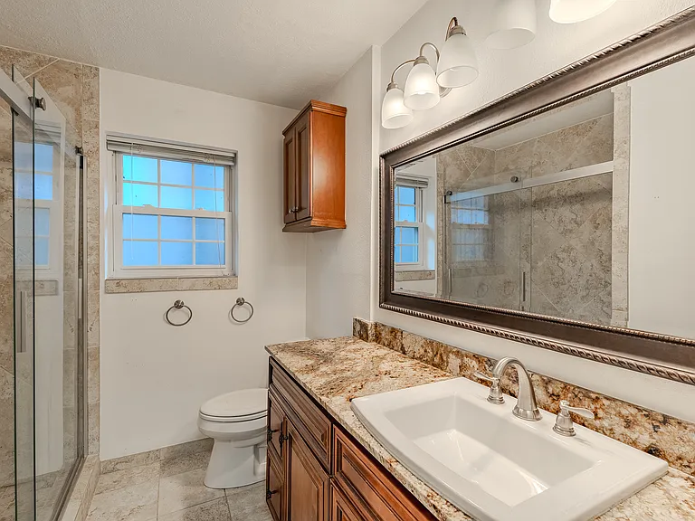 7021 Kingsbury Dr — Photo 15