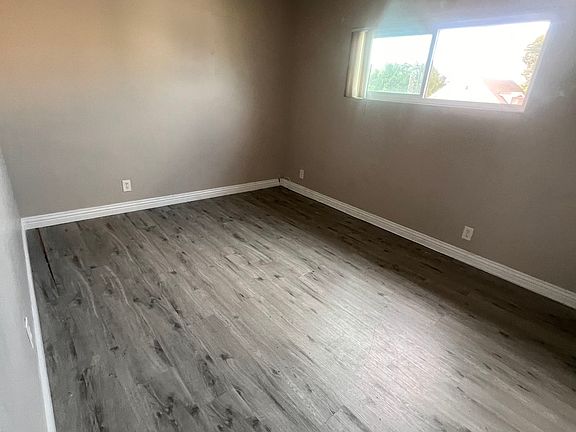 5th image of 812 1/2 W D St