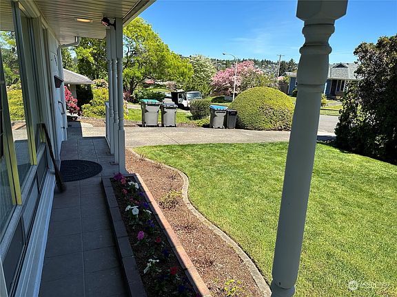4th image of 2403 Veldee Avenue