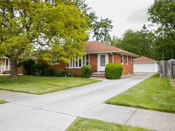 11364 Glamer Dr, Parma, OH 44130