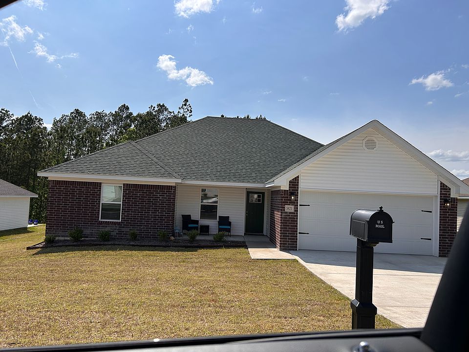 1st image of 5821 Heritage Heights Dr