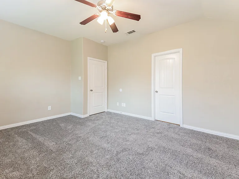 7645 Hollow Point Dr — Photo 11