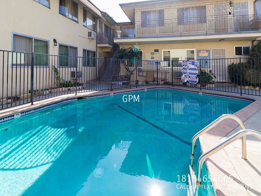 1st image of 12828 Oxnard St Unit 11