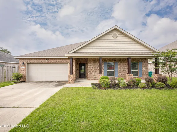128 Oystercatcher Cv, Ocean Springs, MS 39564