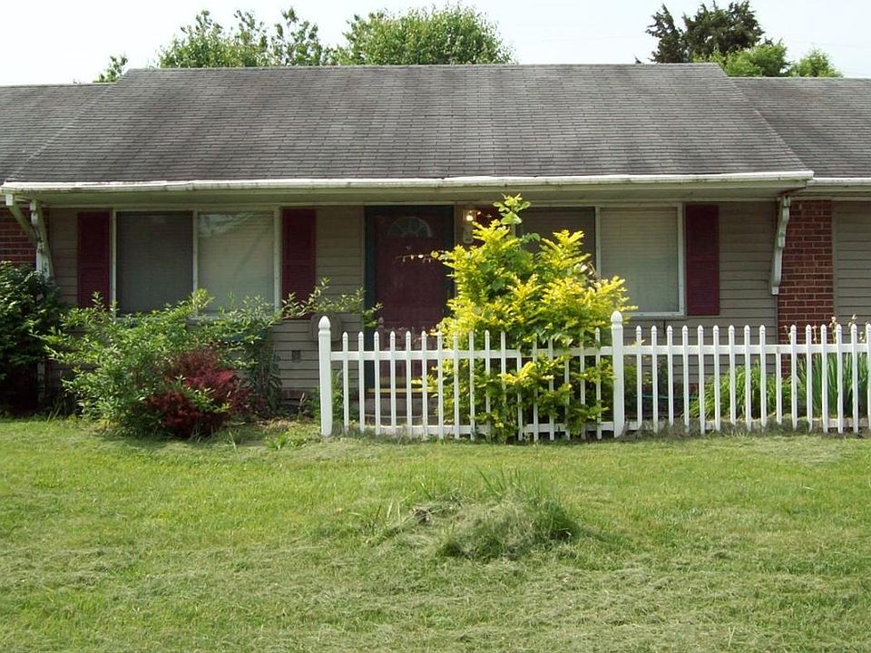 1st image of 316 Dean Dr