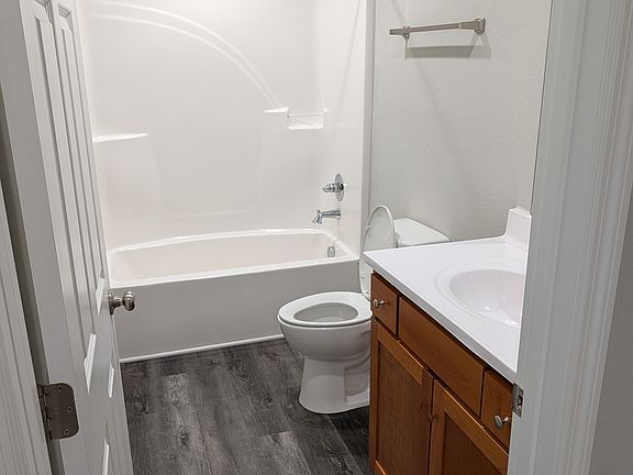 5th image of 1253 Knoxville Ave #1253