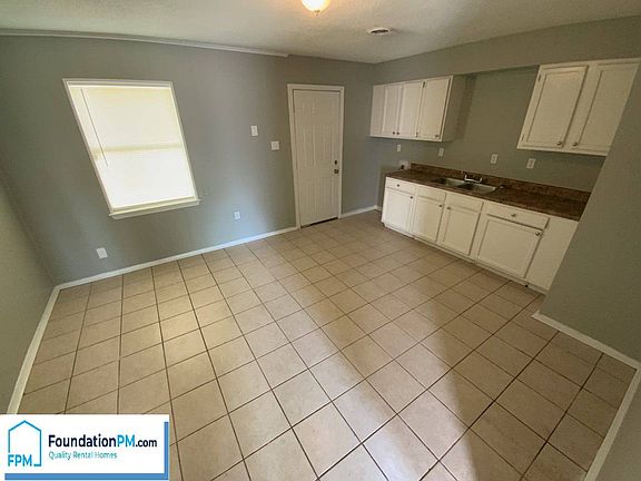 5th image of 4091 Mossville St