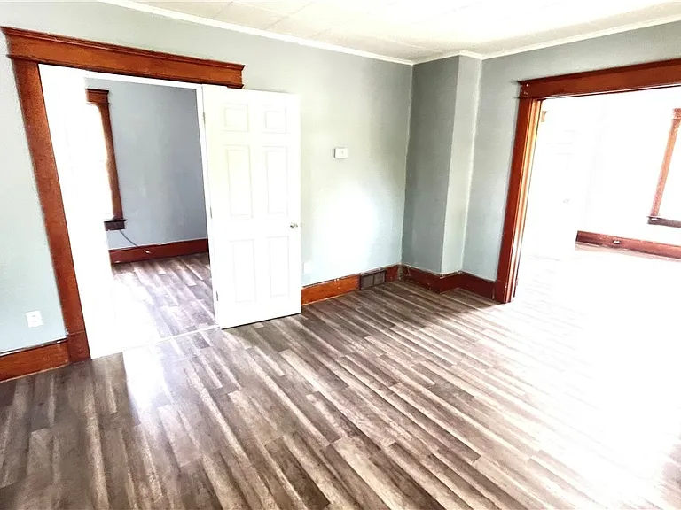 4322 Bush Ave — Photo 18