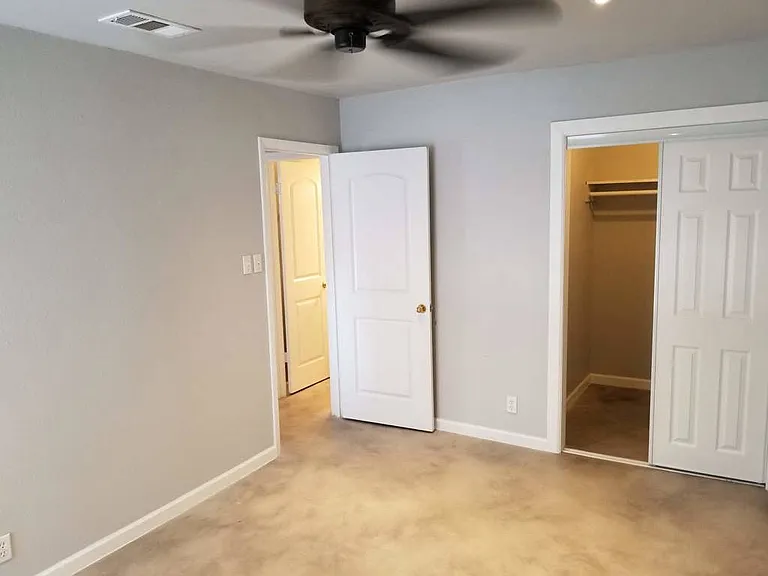 2903 Parker Ln #B — Photo 21